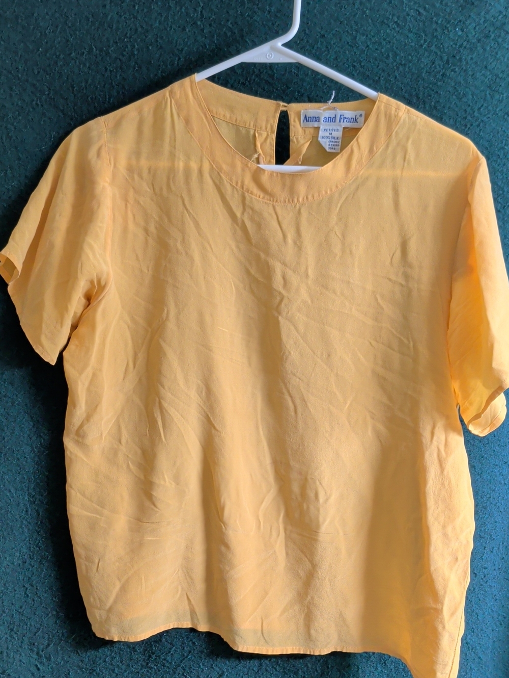 Anna and Frank Pale Yellow Short-Sleeve Blouse